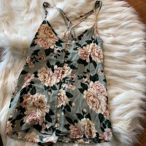 American Eagle floral top